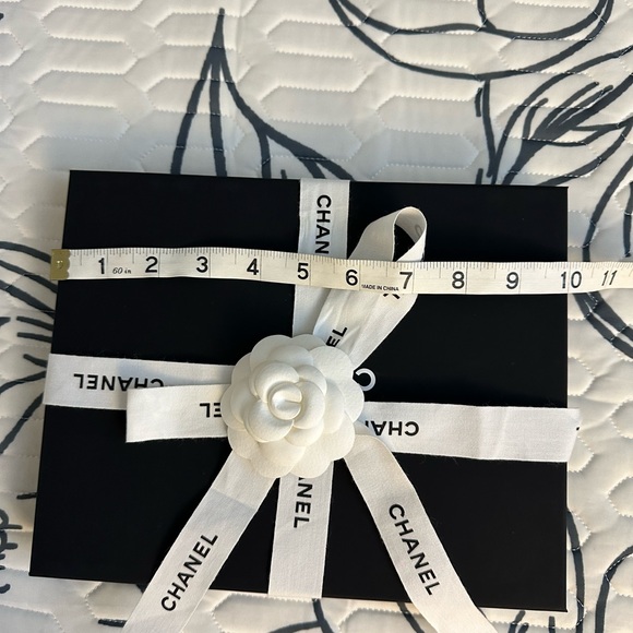 chanel Long necklace Empty Box.Including Flower And Ribbon. - Picture 4 of 6